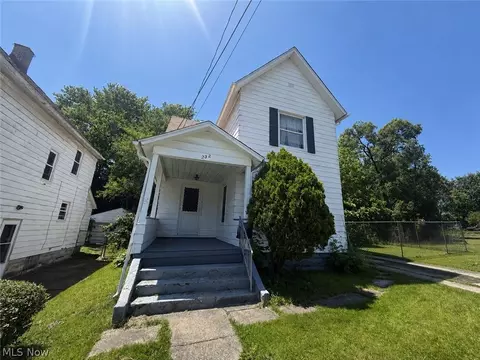 232 S Garland Ave, Youngstown, OH 44506