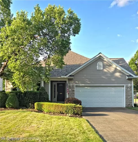 312 E 293rd St, Willowick, OH 44095
