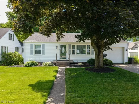288 North St, Rittman, OH 44270