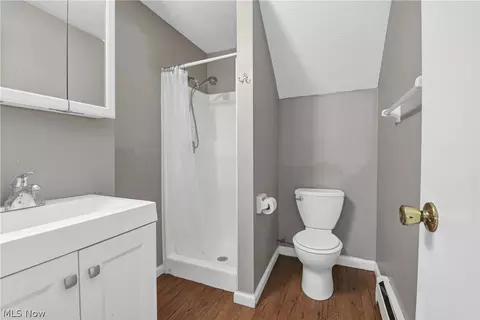 Bath - 618 State St, Elyria, OH 44035 photo 1 of 3