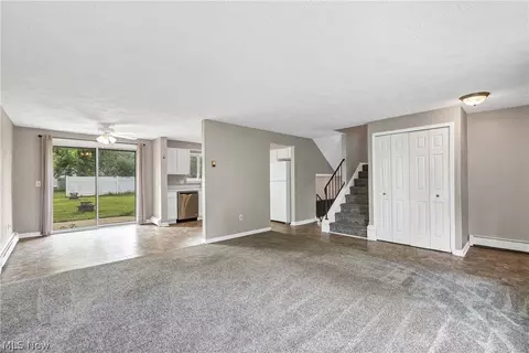 Living - 618 State St, Elyria, OH 44035 photo 7 of 14