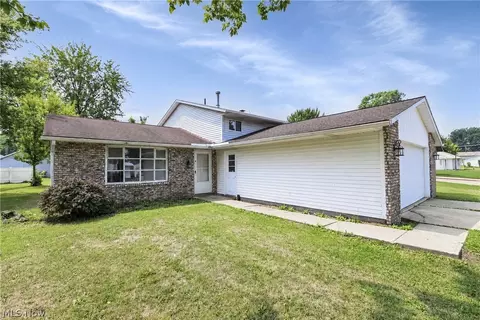 Exterior - 618 State St, Elyria, OH 44035 photo 5 of 5