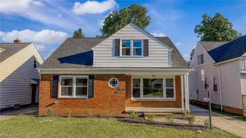 24006 E Silsby Rd, Beachwood, OH 44122