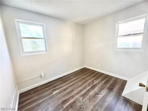 Bedroom - 2044 E 29th St, Lorain, OH 44055 photo 5 of 5