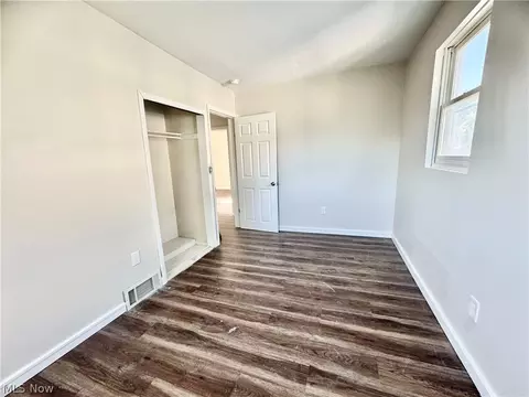 Bedroom - 2044 E 29th St, Lorain, OH 44055 photo 1 of 5