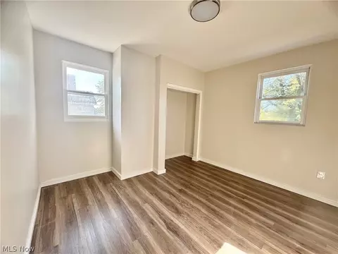 Bedroom - 2044 E 29th St, Lorain, OH 44055 photo 4 of 5