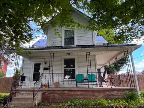 284 2nd St SW, Carrollton, OH 44615