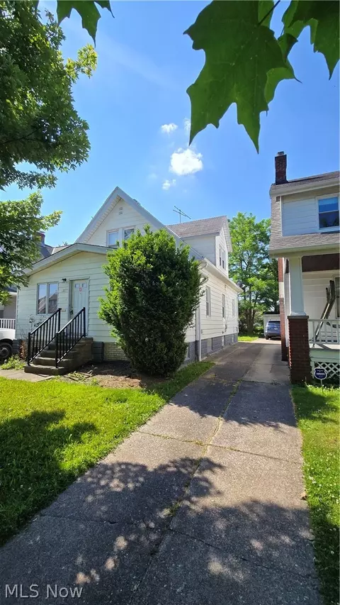 Exterior - 19600 Ormiston Ave, Euclid, OH 44119 photo 2 of 2