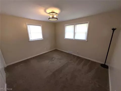 Bedroom - 448 Meadowbrook Ave, Boardman, OH 44512 photo 3 of 6