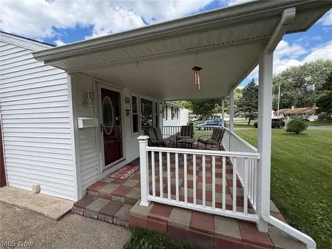 Exterior - 448 Meadowbrook Ave, Boardman, OH 44512 photo 3 of 5