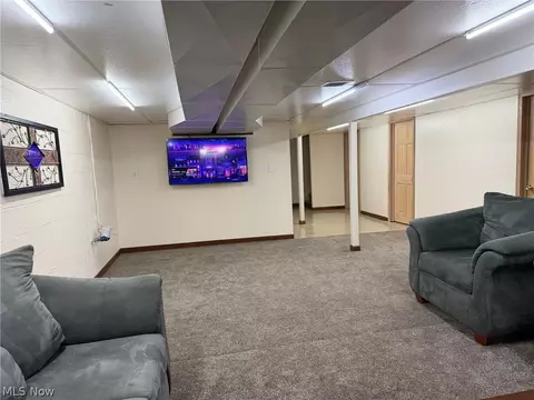 Living - 448 Meadowbrook Ave, Boardman, OH 44512 photo 3 of 3