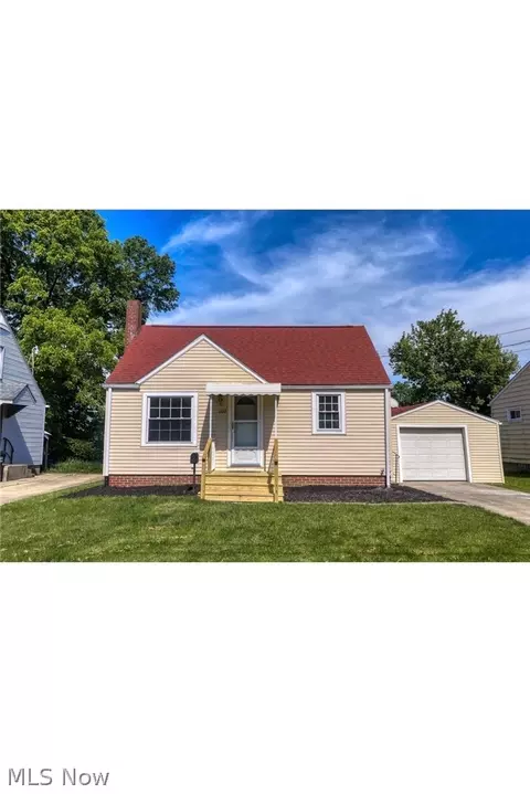 208 Kolpwood Ave NW, Massillon, OH 44646
