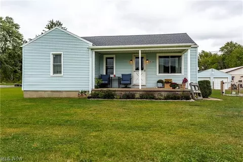 41386 Schadden Rd, Elyria, OH 44035