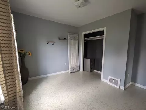 Bedroom - 41386 Schadden Rd, Elyria, OH 44035 photo 1 of 4