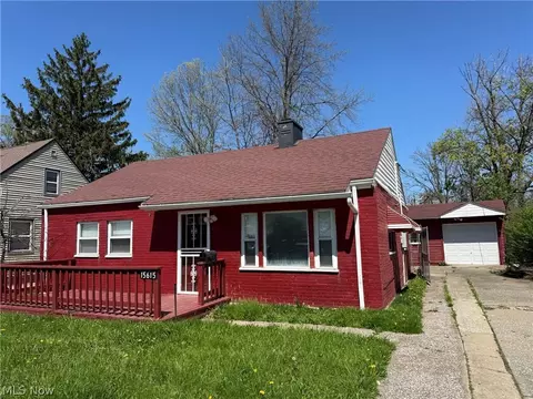 15615 Lotus Dr, Cleveland, OH 44128