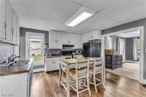 Kitchen - 34 Verlin St, Wakeman, OH 44889 photo 1 of 2