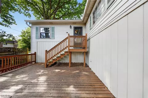 Exterior - 466 Colgate Ave, Elyria, OH 44035 photo 2 of 6