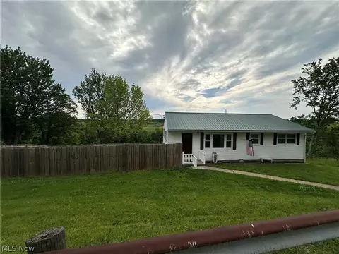 Exterior - 61900 Fairview Rd, Barnesville, OH 43713 photo 2 of 12