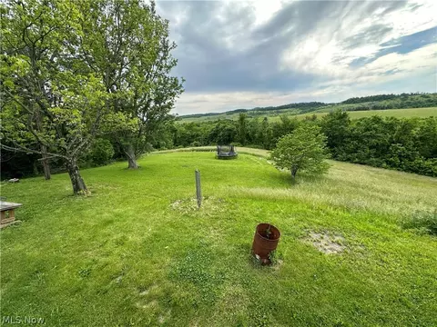 Exterior - 61900 Fairview Rd, Barnesville, OH 43713 photo 8 of 12