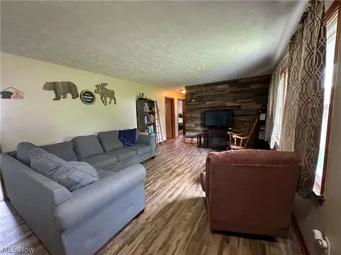 Living - 61900 Fairview Rd, Barnesville, OH 43713 photo 2 of 4