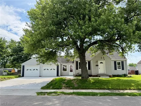 2624 Ellis Ave NE, Canton, OH 44705