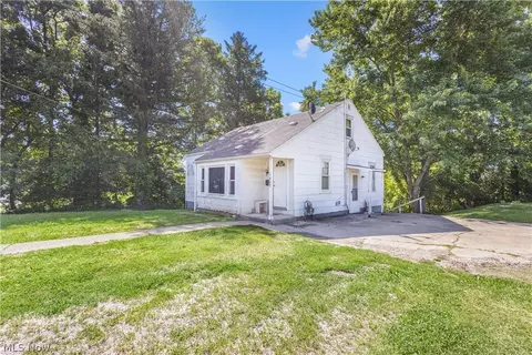 Other - 1402 E Wheeling Ave, Cambridge, OH 43725 photo 2 of 8