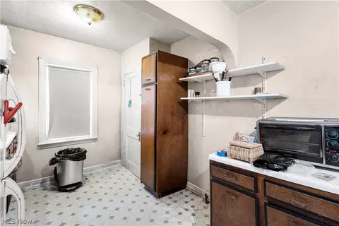 Kitchen - 1402 E Wheeling Ave, Cambridge, OH 43725 photo 3 of 3