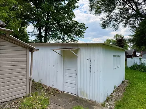 Other - 85 Homestead Dr, Boardman, OH 44512 photo 5 of 7