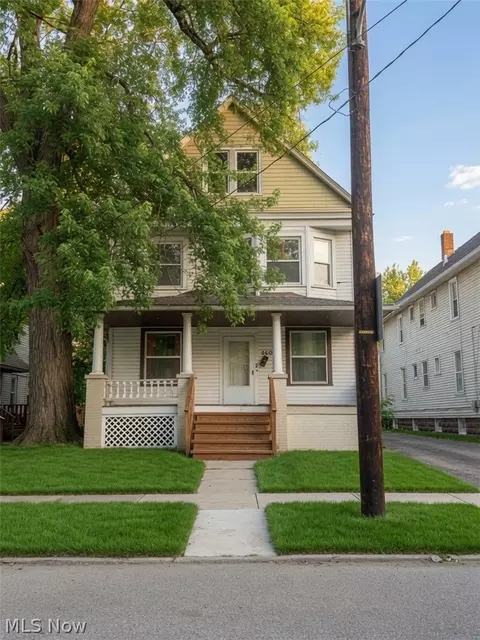5604 Linton Ave, Cleveland, OH 44105
