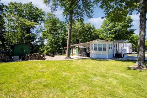 73 74 Ridgeview Dr, Loudonville, OH 44842