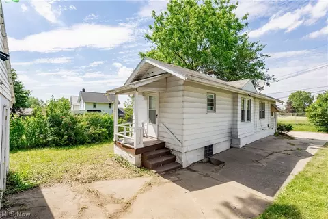 688 Kipling St, Akron, OH 44306 photo 7