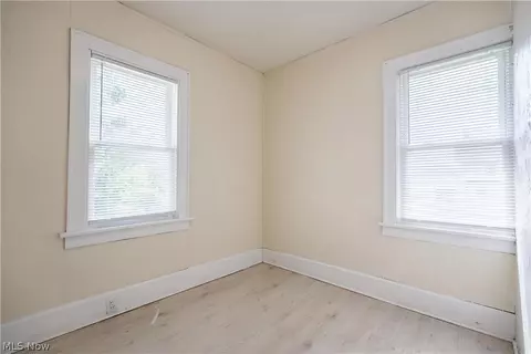 688 Kipling St, Akron, OH 44306 photo 21