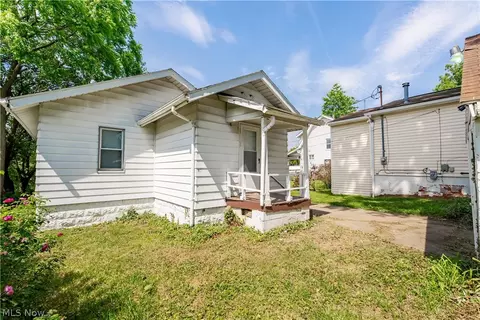688 Kipling St, Akron, OH 44306 photo 6