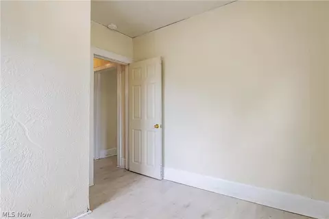 688 Kipling St, Akron, OH 44306 photo 24