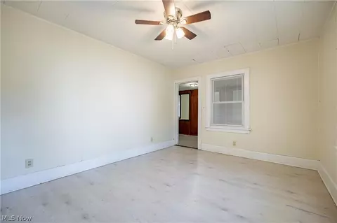 688 Kipling St, Akron, OH 44306 photo 11