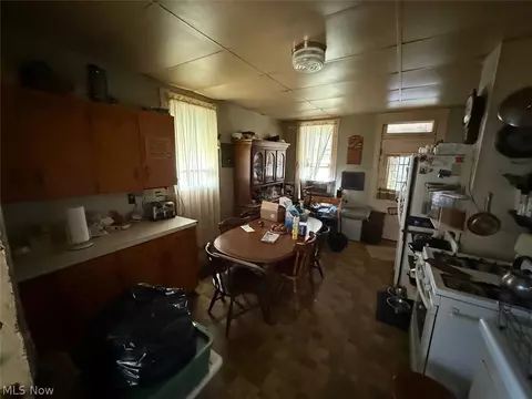 Entry Way - 104 Chestnut St, Coshocton, OH 43812 photo 1 of 1