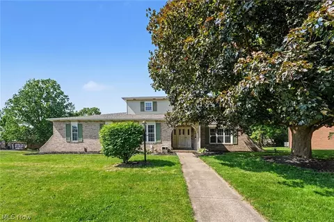 1907 Opal St, Louisville, OH 44641