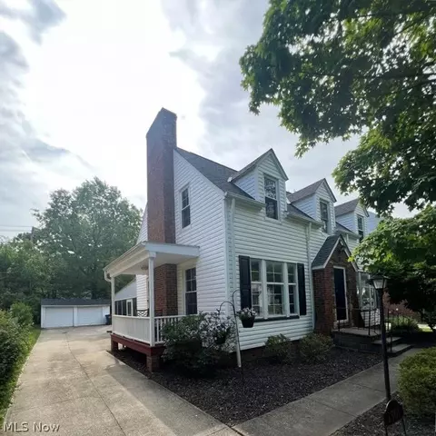 1561 Maywood Rd, South Euclid, OH 44121