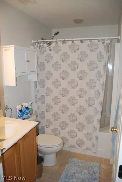 Bath - 105 Limestone Ct, Berea, OH 44017 photo 2 of 2