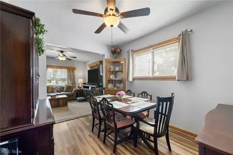 Dining - 18464 5th St, Beloit, OH 44609 photo 1 of 1