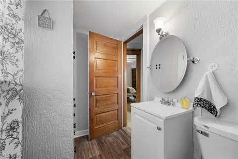 Bath - 18464 5th St, Beloit, OH 44609 photo 3 of 3
