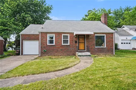 1431 21st St NW, Canton, OH 44709
