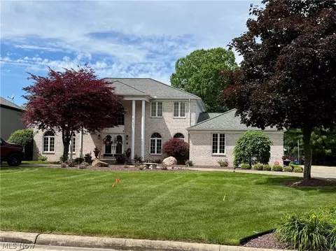 3782 Sperone Dr, Canfield, OH 44406