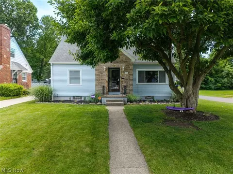 851 Orlando Ave, Akron, OH 44320