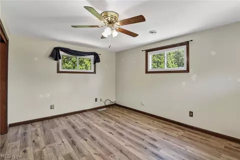 Bedroom - 301 Crosse Rd, Amherst, OH 44001 photo 7 of 8