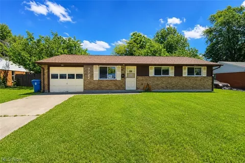 7722 Shalamar Dr, Dayton, OH 45424