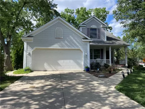 8603 Murray Rd, Valley View, OH 44125