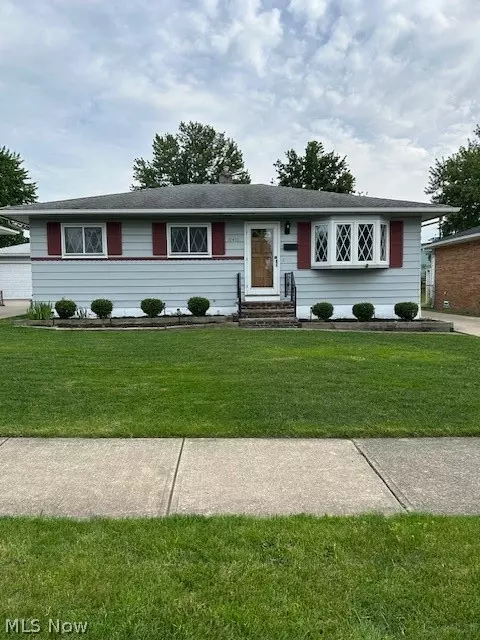 19411 Parkmount Ave, Cleveland, OH 44135