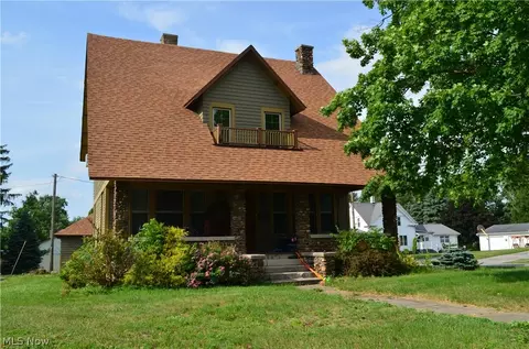 147 W Mcpherson Hwy, Clyde, OH 43410