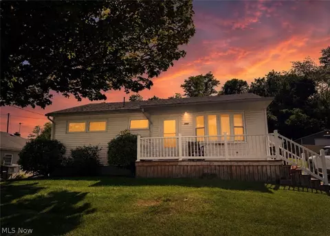 358 Hedges St, Hopedale, OH 43976